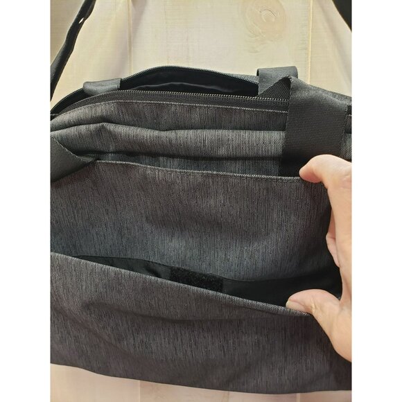 Incase City Duffel Laptop Bag With Adjustable Strap & Multiple Pockets, Gray - Picture 10 of 15